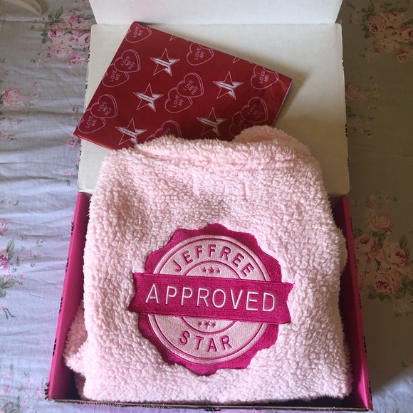 Jeffree Star pink fuzzy jacket - Picture 1 of 16